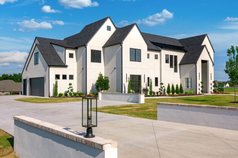 ParadeExterior21