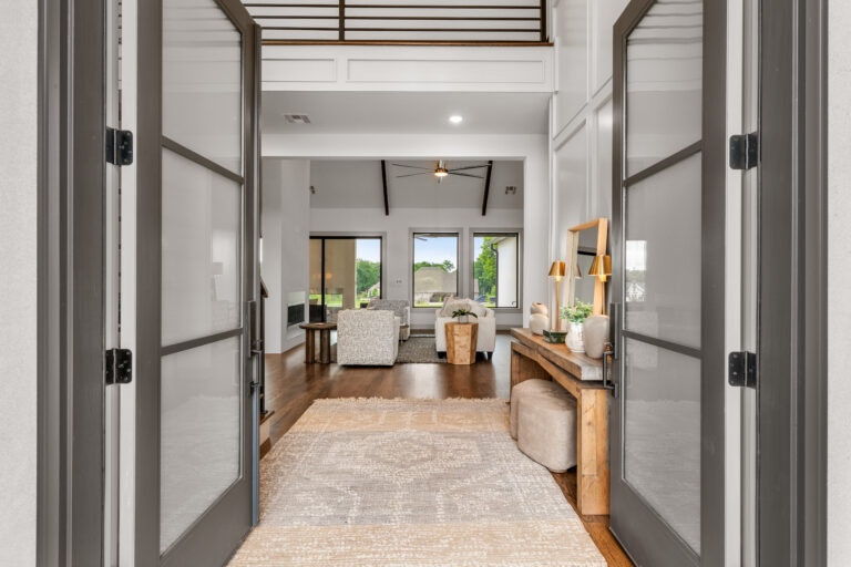 ParadeInterior1