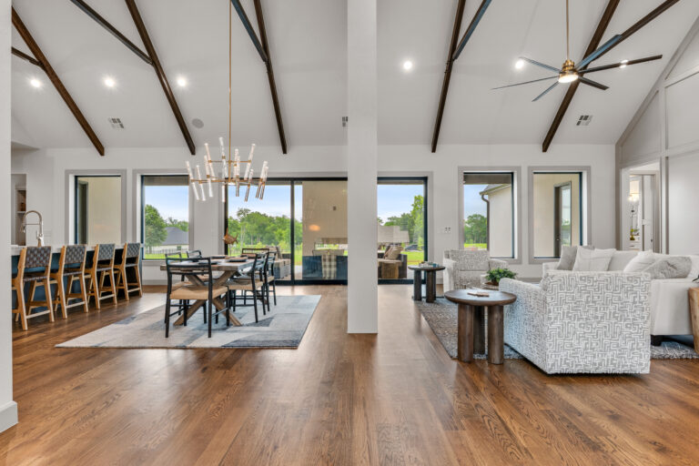 ParadeInterior6